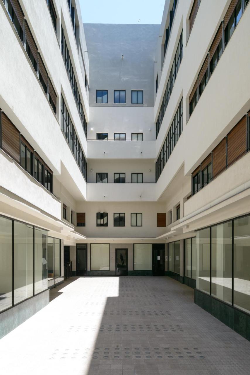 16 HaRakevet Street - By Beach Apartments TLV Tel Aviv Buitenkant foto